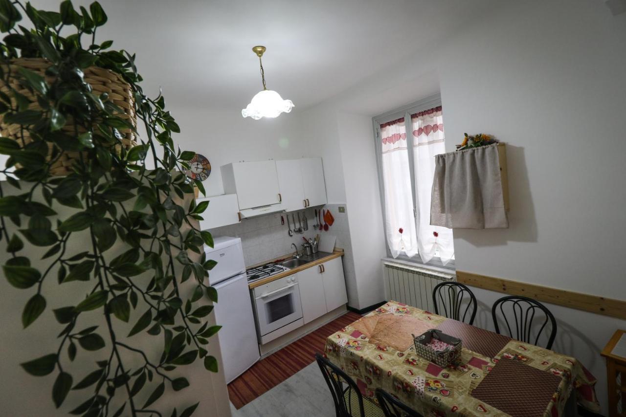La Darsena. Apartment Savona Exterior photo